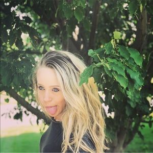 Meet your Posher, Ashlee